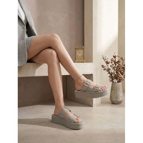 Yazlık Kadın Krem Platform Taban Tokalı Terlik