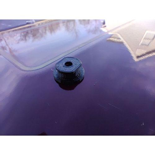 Honda CX500 ve Diğerleri İçin Yan Panel Grometi (Bu ürün Sadece Plastik parçadır - Almadan Önce Soru Sorabilirsiniz)