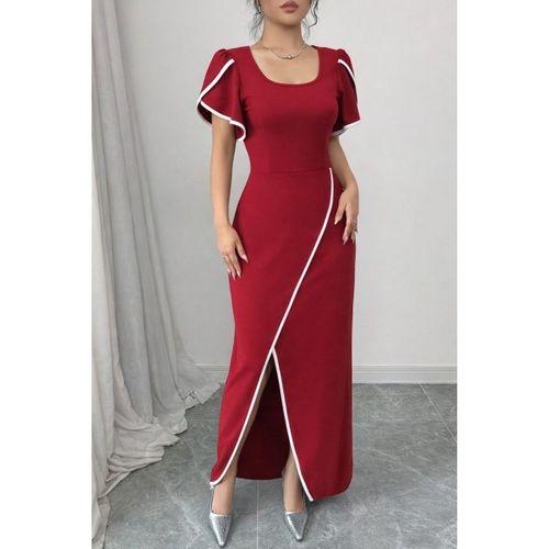 Kadın Kısa Kollu Kare Yakalı önden çapraz Kesim Detaylı Krep Elbise