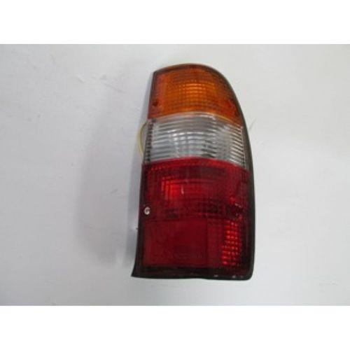 Mazda B2500 Pikap 2001 2003 Stop Lambası Sağ Sarı/Beyaz/Kırmızı (Aa Motor/Depo) UH77-51-150