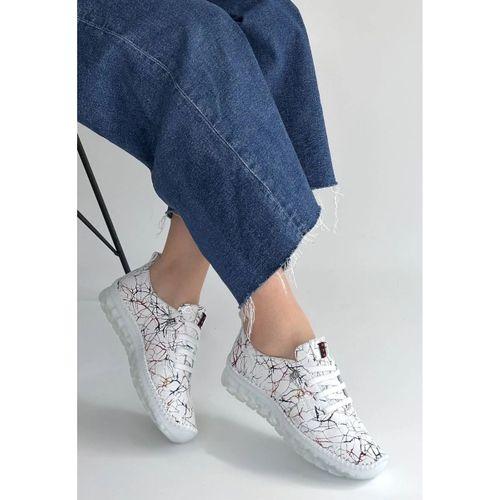 Kinte Beyaz Desenli Deri Bağcıklı Spor Ayakkabı