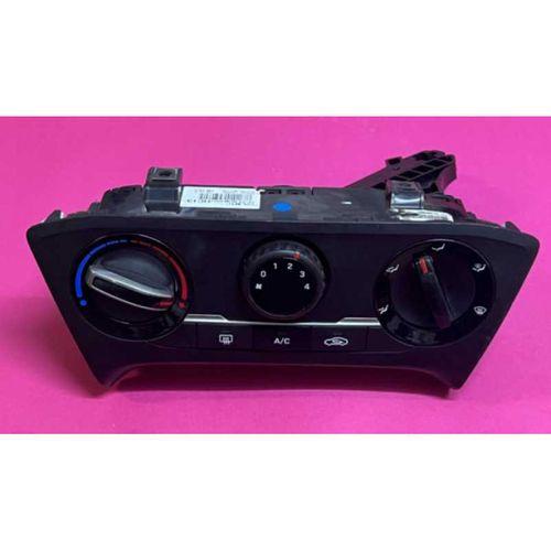 Hyundai̇ İ20 Kontrtol Klima Paneli̇ 97250-C8000