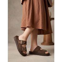 Yazlık Kadın Kahverengi İnce Taban Tokalı Terlik