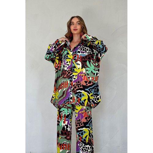 Kahverengi Dijital Desenli Gömlek Ve Pantolon Takım