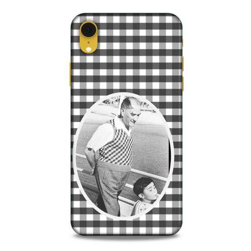 Apple iPhone XR Kılıf Atatürk (18) Telefon Kılıfları Siyah Beyaz