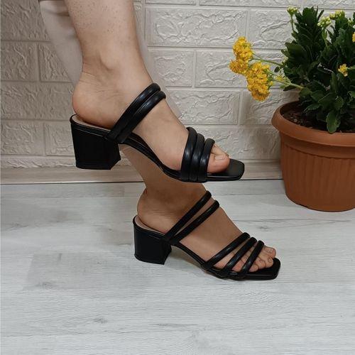 Fiyra 7010 Siyah 5cm Kare Topuk Üç Bant Bayan Terlik Ayakkabı