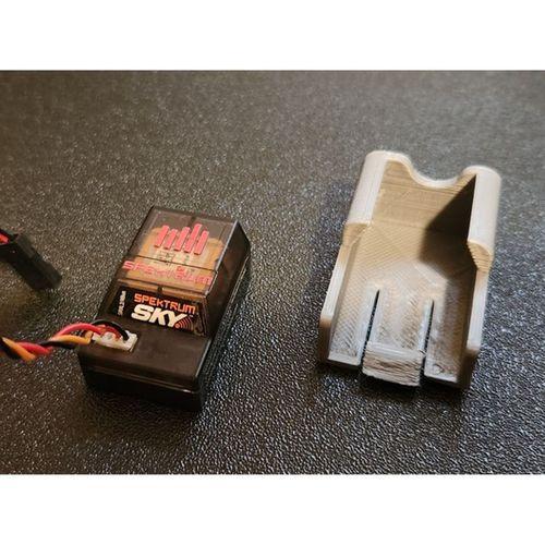 Spektrum Sky için Uzaktan ID Modül Braketi (Bu ürün Sadece Plastik parçadır - Almadan Önce Soru Sorabilirsiniz)