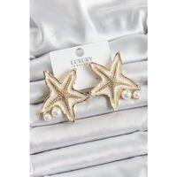 Pirinç Deniz Kabuğu Figürlü İnci Detaylı Gold Renk Kadın Küpe