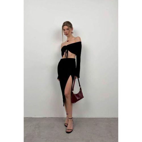 Kayık Yaka Asansörlü Bluz