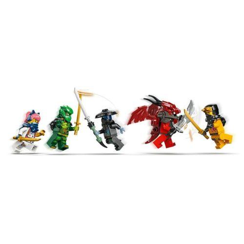 71832   Ninjago Thunderfang Kaos Ejderhası 668 parça +8 yaş
