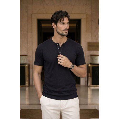 Edgar Regular Fit 3 Düğmeli Pat Flamlı Suprem Kumaş Pis Yaka Erkek T-Shirt - Siyah