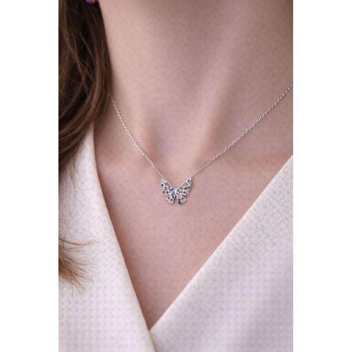 Gümüş Renkli Zirkon Taşlı Kelebek Kolye