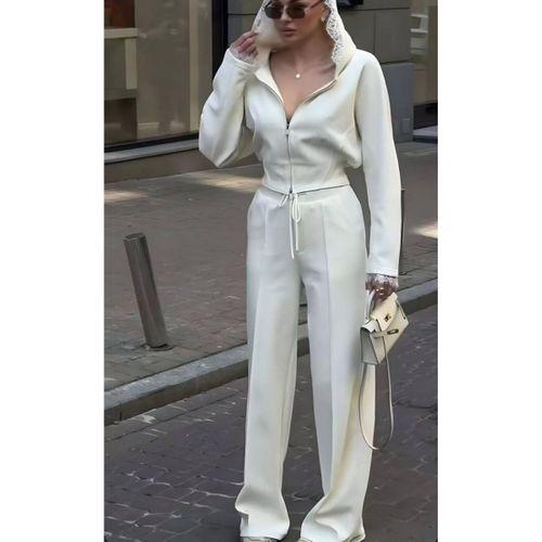 Kadın Dantel Işlemeli Kapüşon Detay Hırka Ve Ispanyol Paça Pantolon Ikili Takım