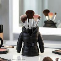 Siyah Kapüşonlu Fiyonklu Bayan Mont Formlu Makyaj Fırçalığı Masaüstü Kozmetik Düzenleyici