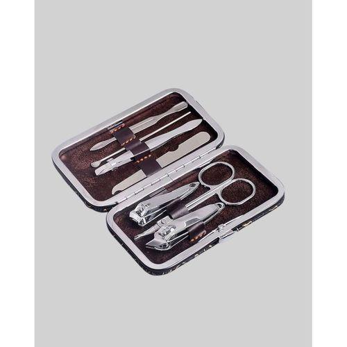 Dayanıklı Çelik Aletlerden Oluşan Kişisel Bakım Seti