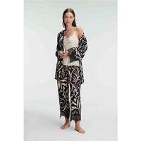 İp Askılı V Yaka Viskon Tropikal Yazlık Örme Dantel Detaylı Pijama Sabahlık Takımı