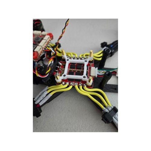 3D baskı FPV drone 20mm–30mm stack adaptörü (Bu ürün Sadece Plastik parçadır - Almadan Önce Soru Sorabilirsiniz)