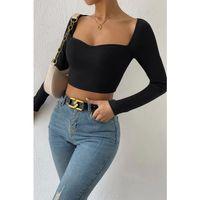 Kadın Siyah Uzun Kol Göğüs Dekolteli Şık Crop Top Bluz