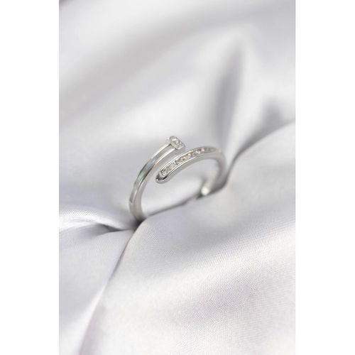 Zirkon Taşlı Gümüş Renk Yassı Çivi Model Kadın Yüzük