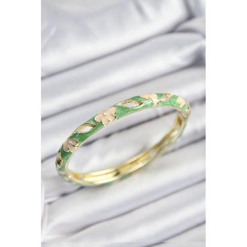 Mineli Pirinç Yeşil Ve Krem Çiçek Motifli Gold Renk Kadın Kelepçe - TJ-BB7371