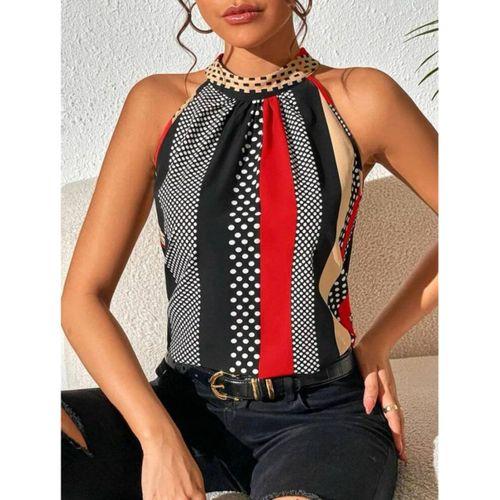 Kadın Yarım Balıkçı Yaka Kolsuz Mikro Bluz