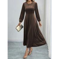 Kadın Uzun Kollu Bisiklet Yaka Midi Kadife Elbise