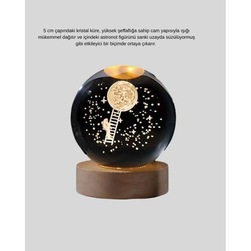 Ahşap Tabanlı 3d Astronot Küre Lamba Çocuk Odası Ve Masa Üstü Dekor
