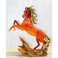 Polyester Şahlanmış At Figürü