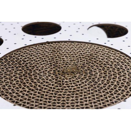 Beeztees Yavru Kedi Karton Tırmalama ve Oyuncağı, 35x35x7cm