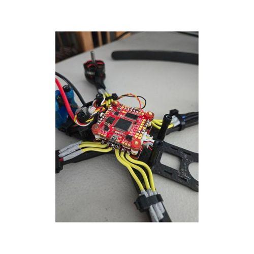 3D baskı FPV drone 20mm–30mm stack adaptörü (Bu ürün Sadece Plastik parçadır - Almadan Önce Soru Sorabilirsiniz)