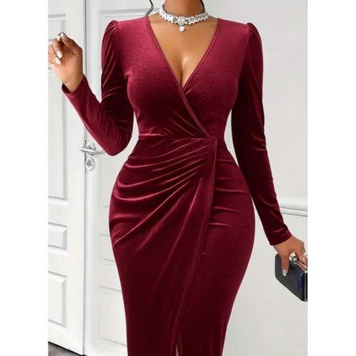 Kadın Uzun Kollu Kruvaze Yaka önünden çapraz Detaylı Uzun Kadife Elbise