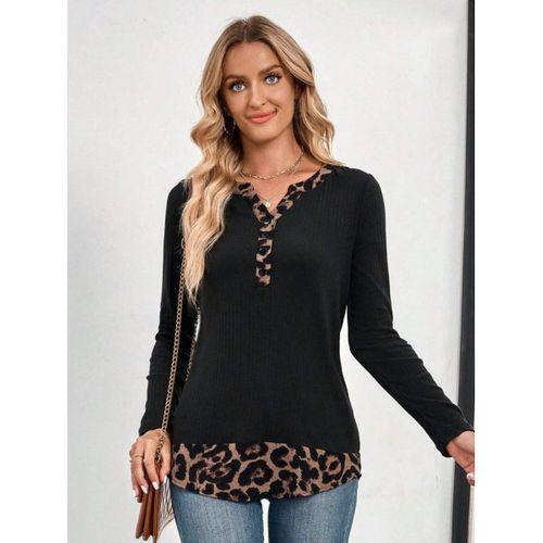 Kadın Uzun Kollu Yakadan Düğmeli Leopar Detaylı Kaşkorse Bluz