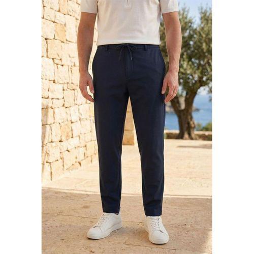 Partain Havuç Kesim Bezayağı Kumaş Boyfriend Kalıp Jogger Erkek Pantolon - Lacivert