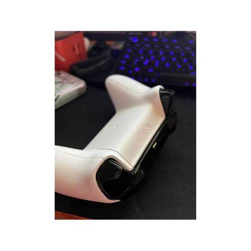 Xbox One Şarj Edilebilir Pil Paketi (Bu ürün Sadece Plastik parçadır - Almadan Önce Soru Sorabilirsiniz)