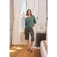 Çiçek Ve Yaprak Desenli V Yaka Büyük Beden Kapri Takımı