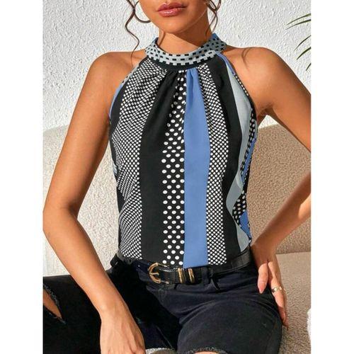 Kadın Yarım Balıkçı Yaka Kolsuz Mikro Bluz