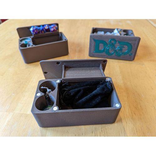 Kompakt Manyetik Dicebox, Karakter Kasası ve Yuvarlanma Tepsisi - 5137180