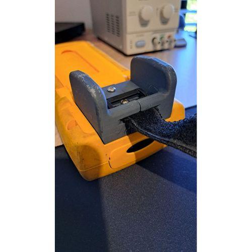 Fluke 789 Manyetik Kayış Tutucu - 6907992