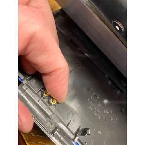 Powerbook 1400 Menteşe Takviye Şim - 5139849