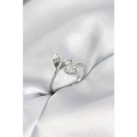 Balık Kuyruğu Model Gümüş Renk Zirkon Taşlı Kadın Yüzük