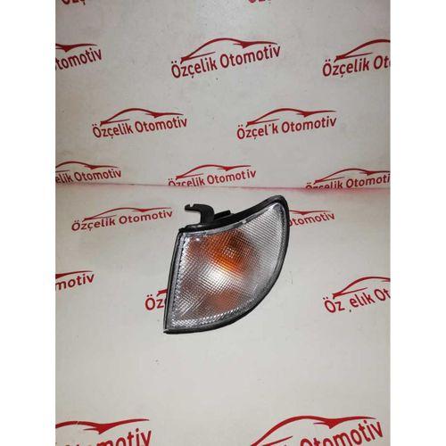 Ni̇ssan Sunny Si̇nyal Lambasi Sol 93-95