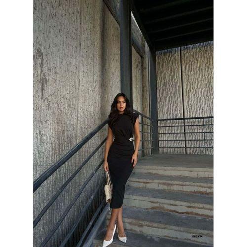 Kadın Bisiklet Yaka Vatkalı Broş Detay Kısa Kol Midi Boy Elbise