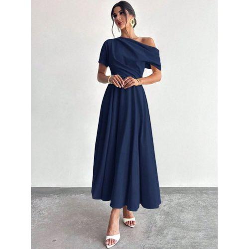 Kadın Omuzdan Açık Kısa Kollu Omuzdan Pileli Uzun Janjan Krep Elbise