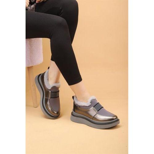 Reyan Kadın Gri Renkli İçi Kürklü Kışlık Yürüyüş Ayakkabı