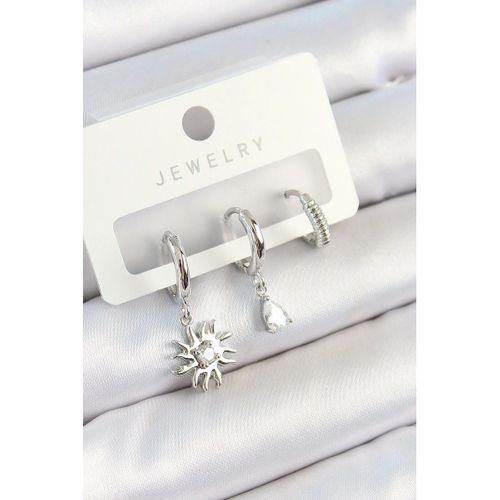 Pirinç Zirkon Taşlı Güneş Model Gümüş Renk 3'lü Çift Kadın Küpe Set
