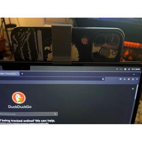 iPhone 13 Pro Süreklilik Kamera Tutucu (Telefon ve MacBook Kılıflarıyla) (Bu ürün Sadece Plastik parçadır - Almadan Önce Soru Sorabilirsiniz)