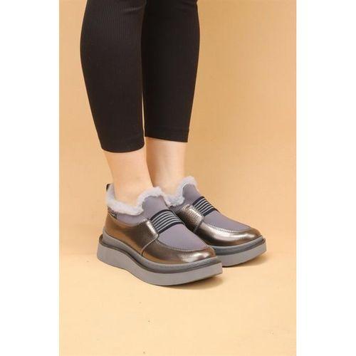 Reyan Kadın Gri Renkli İçi Kürklü Kışlık Yürüyüş Ayakkabı