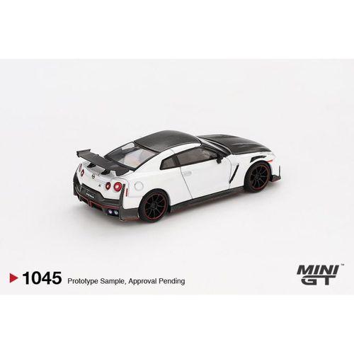 Mini GT Nissan GT-R Nismo 2024 Brilliant White Pearl 1045