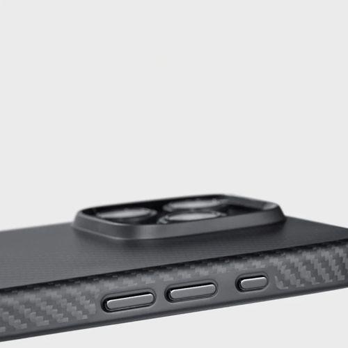 Apple iPhone 16 Pro Max Kılıf M-safe Şarj Özellikli Aramid Fiber Pitaka Military-Grade Classic Serisi Black-Grey Twill Kapak