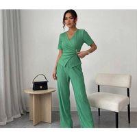 Kadın Toka Detaylı Kruvaze Takım